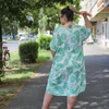 Kép 2/3 - Plus size zöld mintás ruha