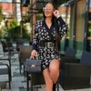 Kép 4/4 - SARAH kötött ruha övvel