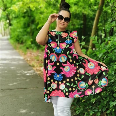 MILA plus size ruha