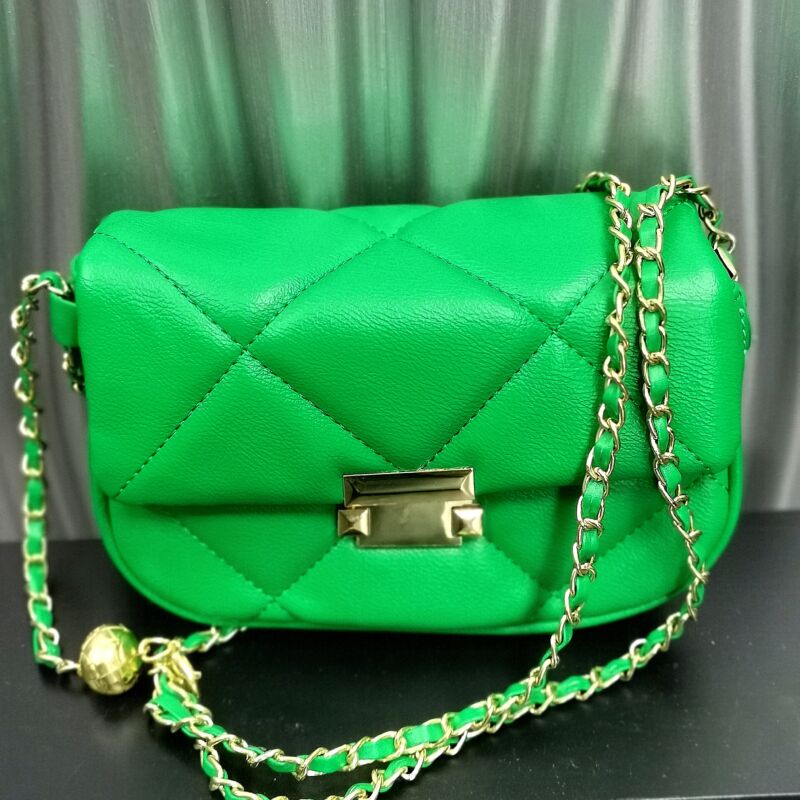 MIA zöld műbőr táska
