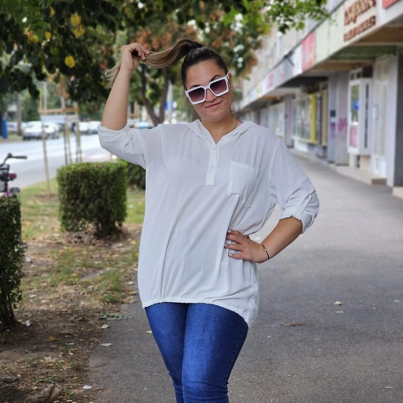 VIA plus size fehér kapucnis tunika