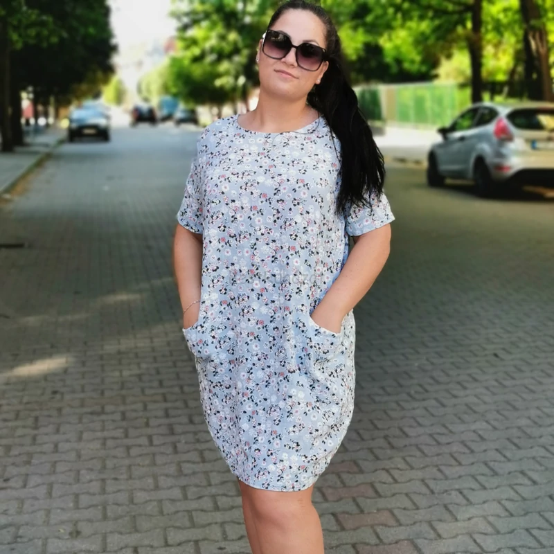 CARLA plus size ruha