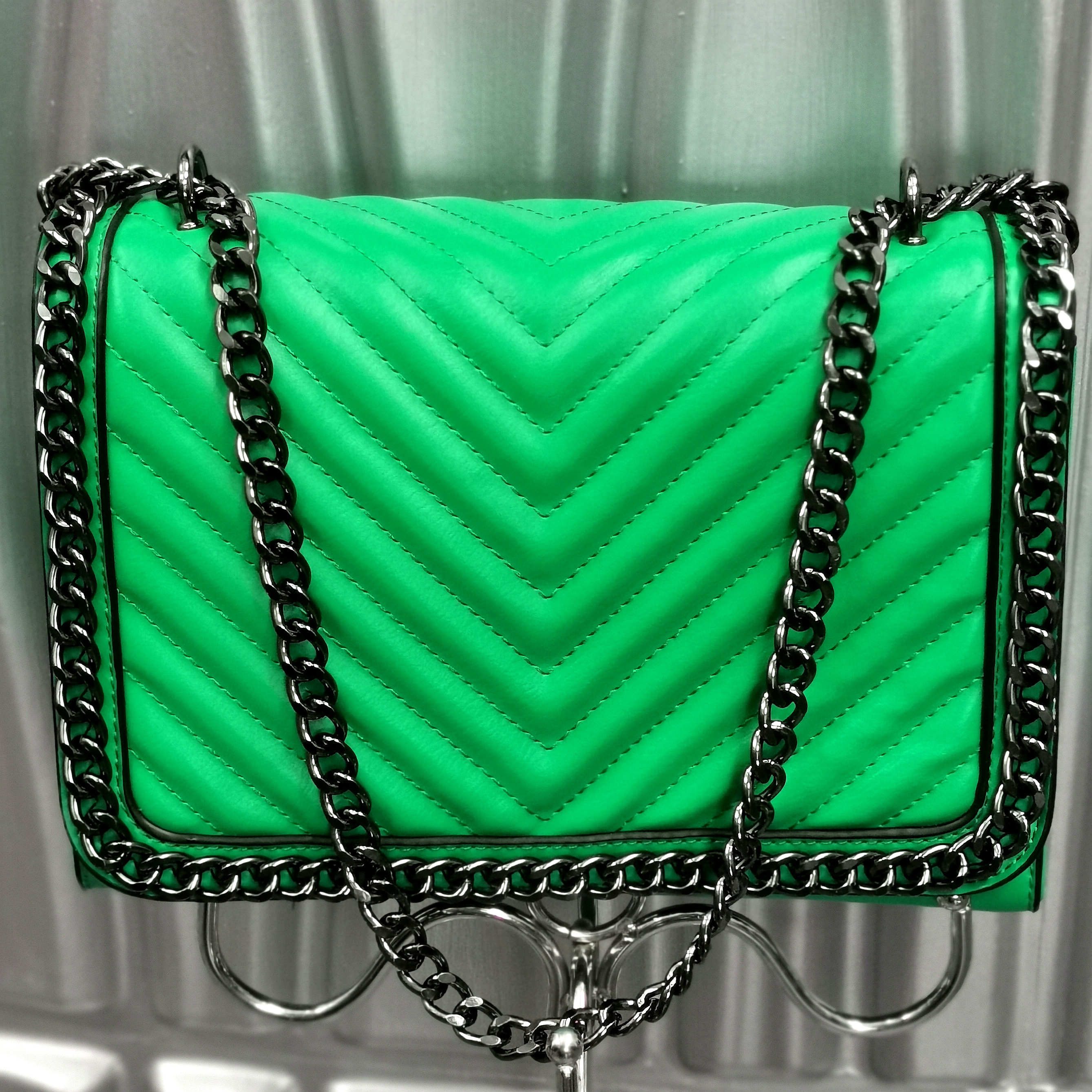 EVY zöld műbőr táska